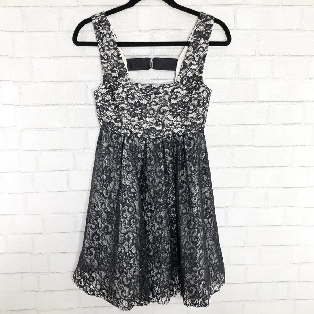 Alice + Olivia Black Metallic Lace Fit & Flare Party Dress Women's Size 2